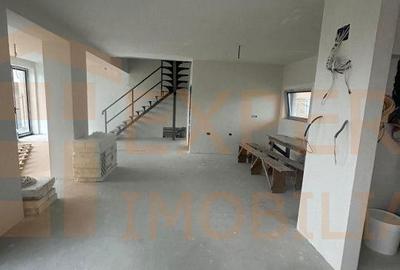 Casă cu 5 camere cu Canalizare în Agigea - 10