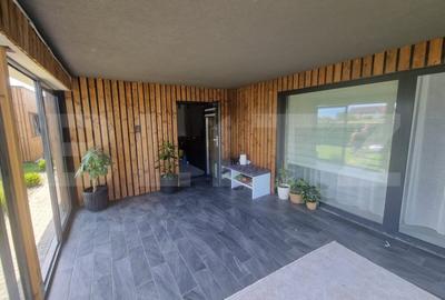 Casa exclusivista , LUX, Harman - 2