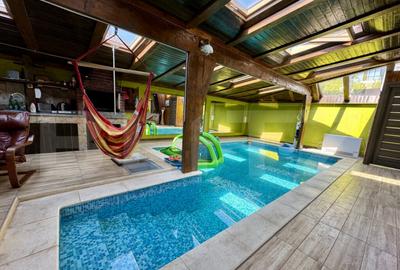 Casa de inchiriat, cu 4 dormitoare cu piscina, gratar, ia