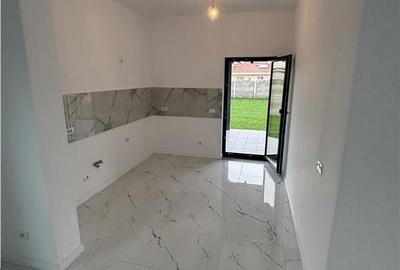 Duplex pe parter Mosnita Noua - 4
