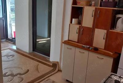 Casă cu 2 camere în Blejești - 3