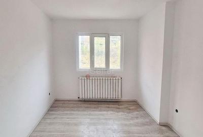 Aproape De Castelul Cantacuzino - 15