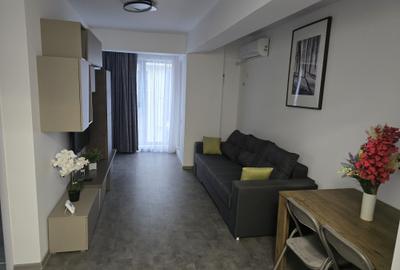 Apartament cu 2 camere semidecomandat, mobilat în Central
