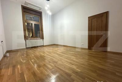 Spațiu comercial, de 45 mp, în Central - 5