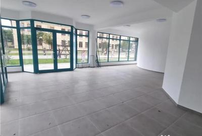 Spațiu comercial, de 70 mp, în Libertății - 13