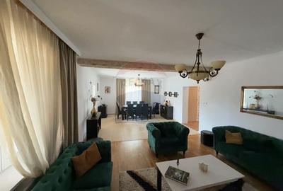 Casă cu 5 camere cu Teren 999 Mp în Bărăbanț - 9