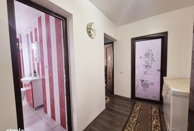 Apartament cu 3 camere decomandat în Dărmănești - 9