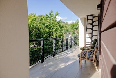 VILA DE LUX, zona Cartier Sasar , 450mp cu 10 ari teren! - 21