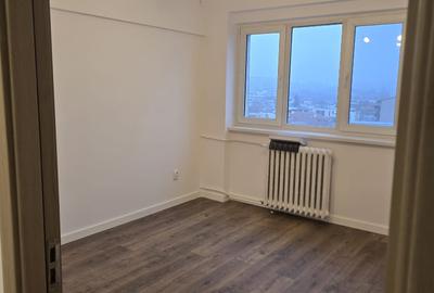 Apartament cu 3 camere decomandat în Titulescu - 8