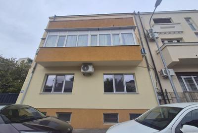 Cismigiu, in vila renovata, curte proprie, parcare Cismigiu, in vila renovata, curte proprie, parcare - 1