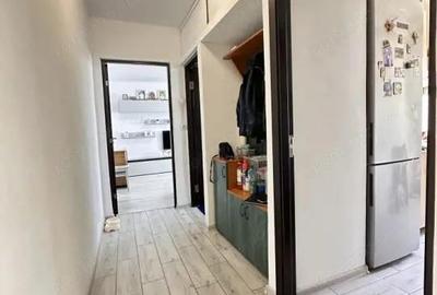 Apartament 3 camere- INEL II + boxa 5,61mp - 12