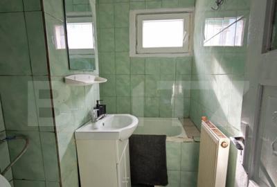 Apartament cu 3 camere semidecomandat în Central - 4