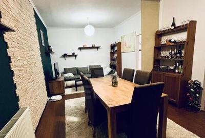 Apartament 2 camere semidecomandat zona Porii - 1