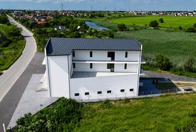 Spațiu comercial, de 1,320 mp, în Berceni - 2