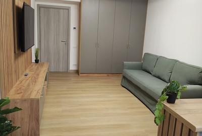 Apartament cu 3 camere decomandat în Uiești - 2