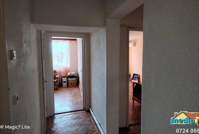 Apartament cu 3 camere decomandat în Țiglina 2 - 8