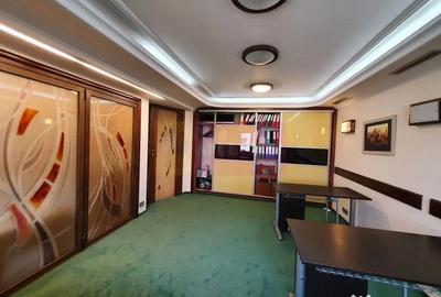 Apartament cu 3 camere decomandat în Central - 13