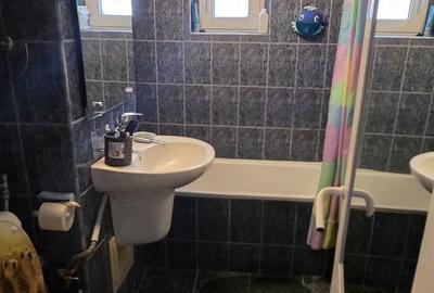 Apartament cu 3 camere decomandat în Central - 2