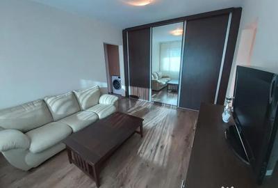Apartament cu 2 camere semidecomandat în City Park Mall - 1