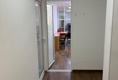 Birou, de 60 mp, în Unirii - 1