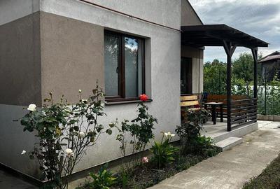 Casă cu 3 camere în Pantelimon - 1