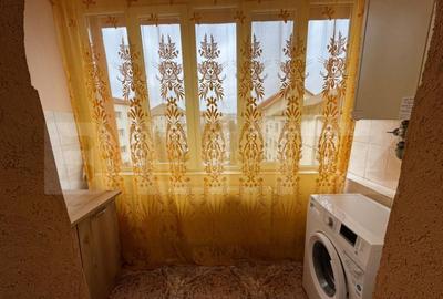 Apartament de inchiriat 3 camere, 65 mp, zona Bradet - 2