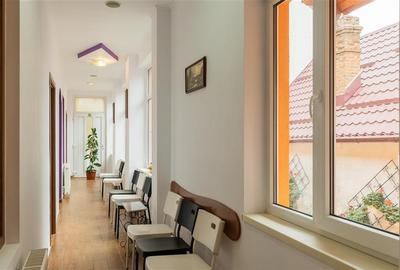 Spațiu comercial, de 155 mp, în Central - 5