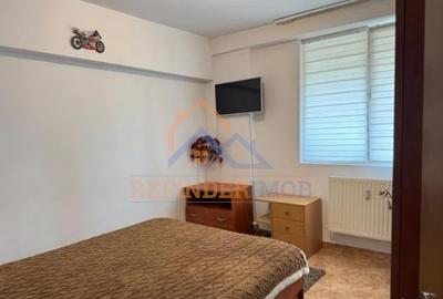Apartament cu 3 camere decomandat în Giurgiului
