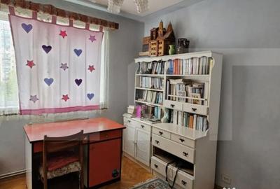 Apartament cu 4 camere decomandat în Simeria - 3