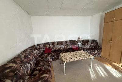 Casă cu 3 camere cu Teren 1293 Mp în Perșani - 5