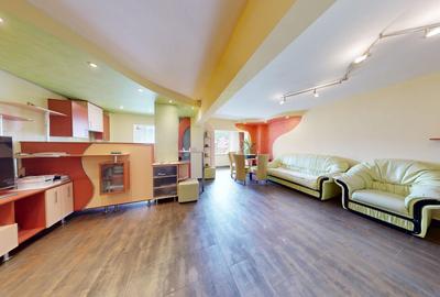 Apartament cu 4 camere decomandat în Răcădău - 2