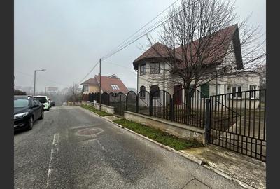 Vila eleganta de inchiriat, locatie excelenta - 4