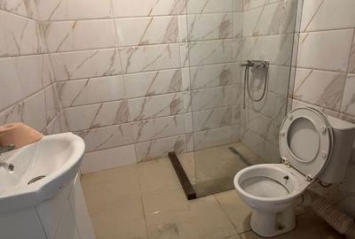 Casă cu Teren 306 Mp în Central - 2