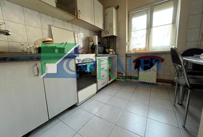 Apartament cu 2 camere decomandat în Central - 11