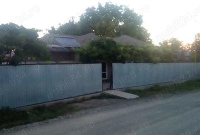 Vand casa cu livada ?i teren - 1
