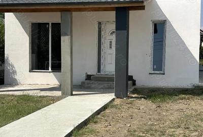 Casă cu 3 camere cu Teren 300 Mp în Corbu - 5