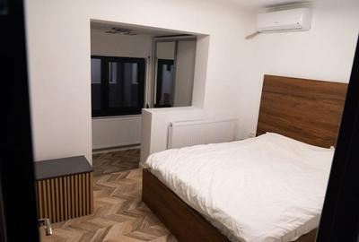Apartament cu 3 camere semidecomandat în Central - 4