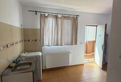 Garsonieră decomandată în Rahova - 5