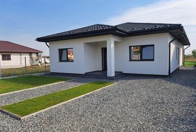 Oportunitate! Casa de lux la cheie, 280000 Eur, com. Mihai Viteazu - 1