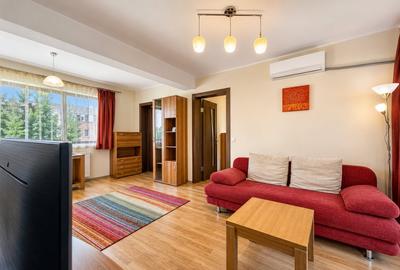 Apartament cu 2 camere semidecomandat, mobilat în Bună Ziua