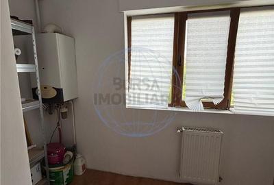 Apartament cu 2 camere decomandat în Central - 7
