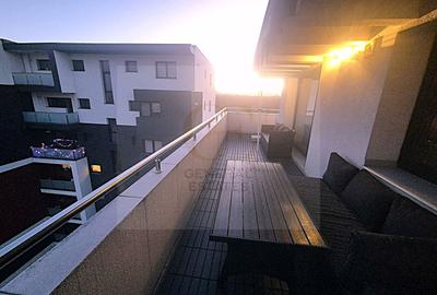 Apartament cu 2 camere decomandat, mobilat în Tractorul