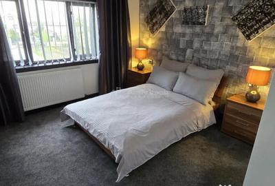 Casă cu 8 camere cu Teren 2000 Mp în Poșta Câlnău