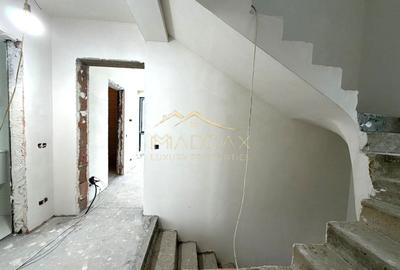 Casă cu 6 camere cu Canalizare în Tunari - 16