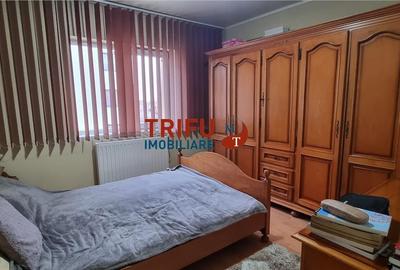 Apartament 2 camere decomandat de vanzare et 3  zona Ampoi 3 - 2