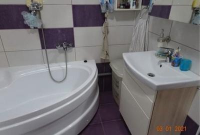 Casă cu 3 camere în Central