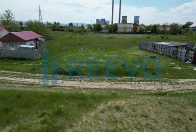 Teren de 400 mp, în Izvoare - 1