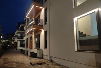 Apartament cu 2 camere decomandat în P-ța Muncii - 25
