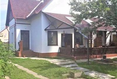 Casă cu Teren 630 Mp în Central - 10