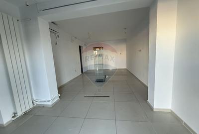 Spatiu comercial de vanzare in zona Tomis Nord Ciresica Constanta Spatiu comercial de vanzare in zona Tomis Nord Ciresica Constanta - 9